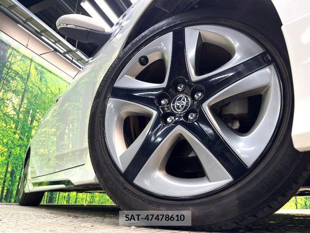 Toyota PRIUS 2019-12 7251936-12