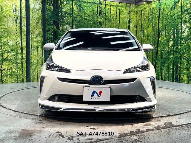 Toyota PRIUS 2019-12 7251936-13