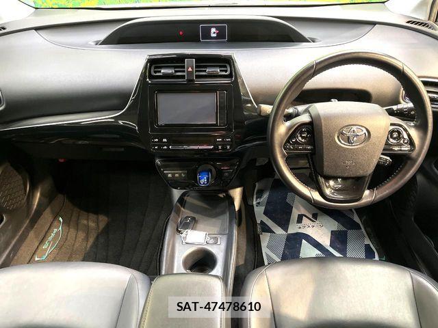 Toyota PRIUS 2019-12 7251936-1