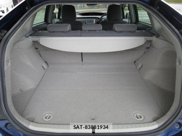 Toyota PRIUS 2011-02 7251964-14