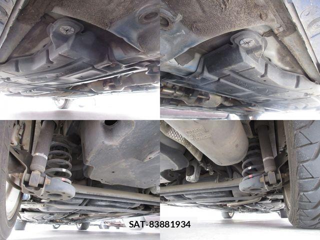 Toyota PRIUS 2011-02 7251964-16