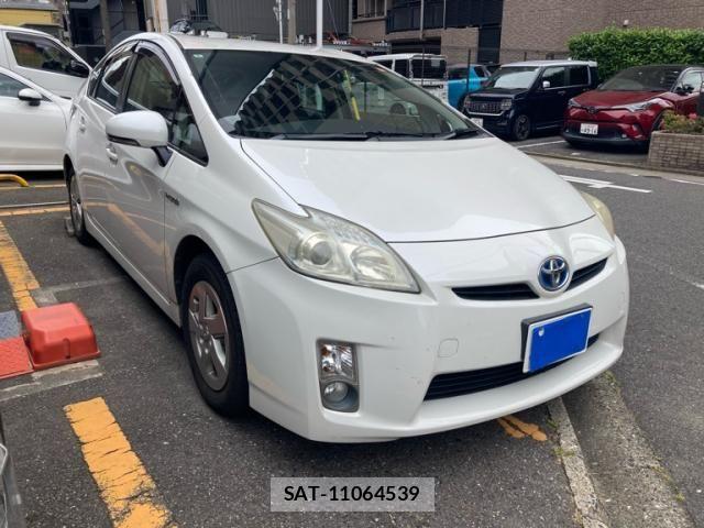 Toyota PRIUS 2010-02 7250181-1