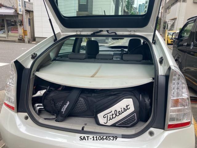 Toyota PRIUS 2010-02 7250181-5