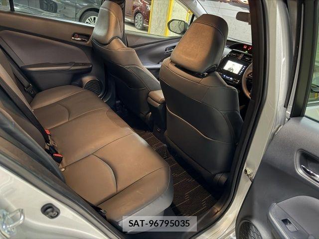 Toyota PRIUS 2021-12 7251938-11