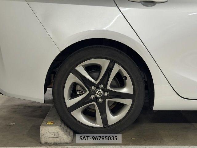 Toyota PRIUS 2021-12 7251938-28