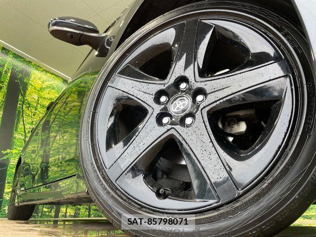 Toyota PRIUS 2022-05 7251929-12