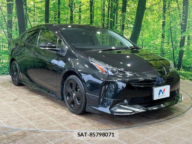 Toyota PRIUS 2022-05 7251929-15