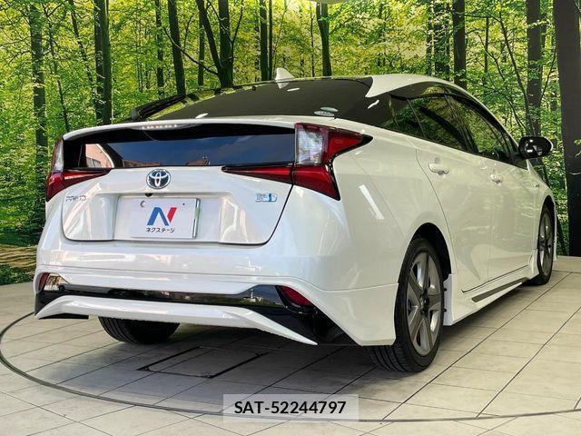 Toyota PRIUS 2019-06 7250341-16