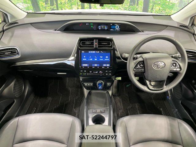 Toyota PRIUS 2019-06 7250341-1