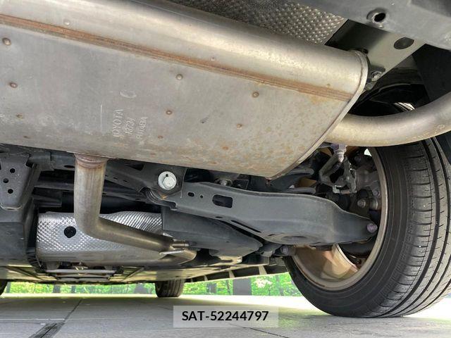 Toyota PRIUS 2019-06 7250341-19