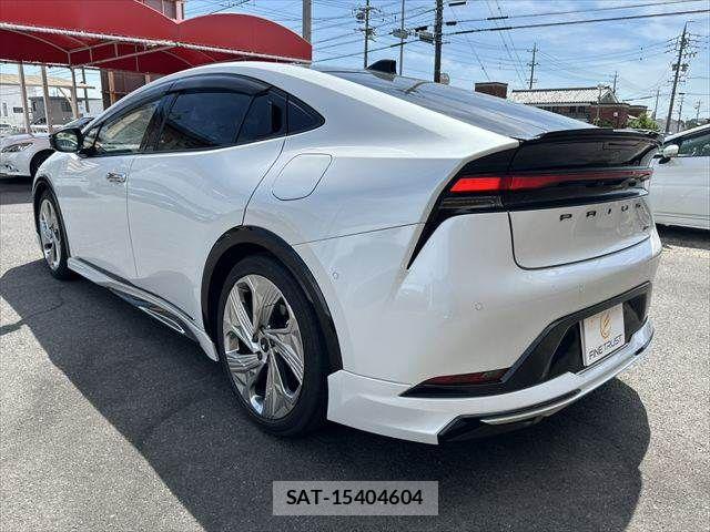Toyota PRIUS 2023-12 7250327-19