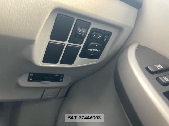 Toyota PRIUS 2010-05 7250324-11