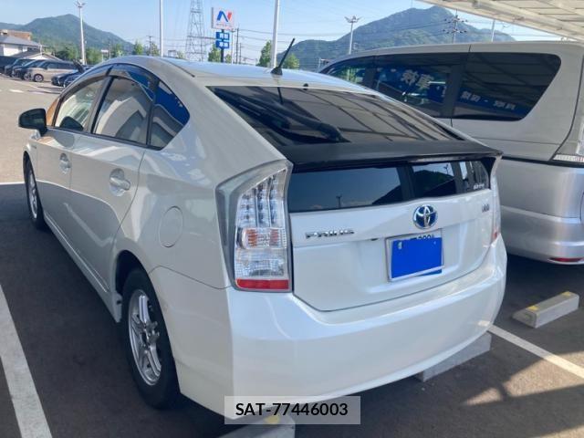 Toyota PRIUS 2010-05 7250324-6