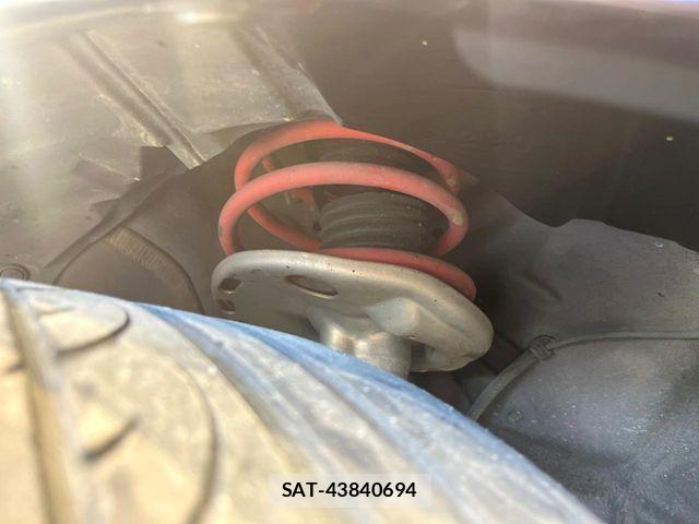 Toyota PRIUS 2013-02 7250311-19