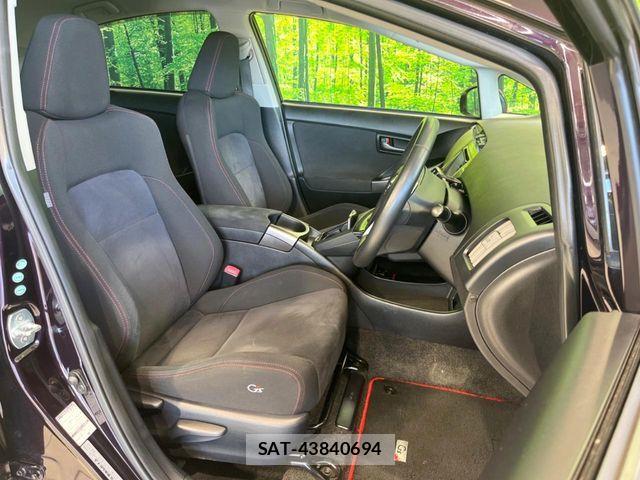 Toyota PRIUS 2013-02 7250311-7