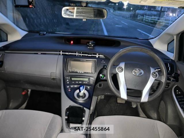 Toyota PRIUS 2009-12 7251970-8