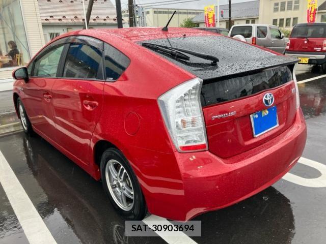 Toyota PRIUS 2011-06 7251969-3