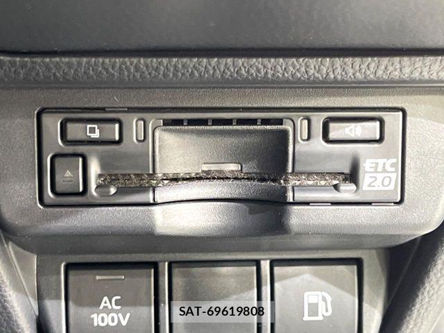 Toyota PRIUS 2023-03 7251931-5