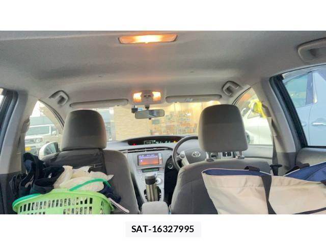 Toyota PRIUS 2011-11 7251972-16