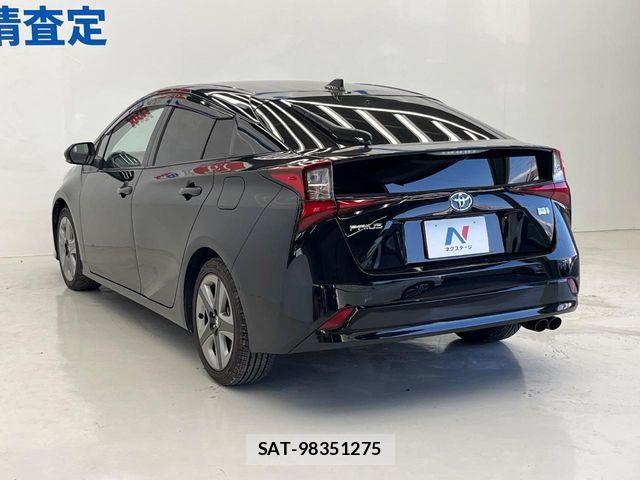 Toyota PRIUS 2021-05 7250320-17