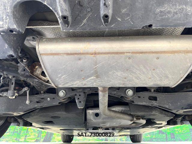 Toyota PRIUS 2019-06 7251935-18