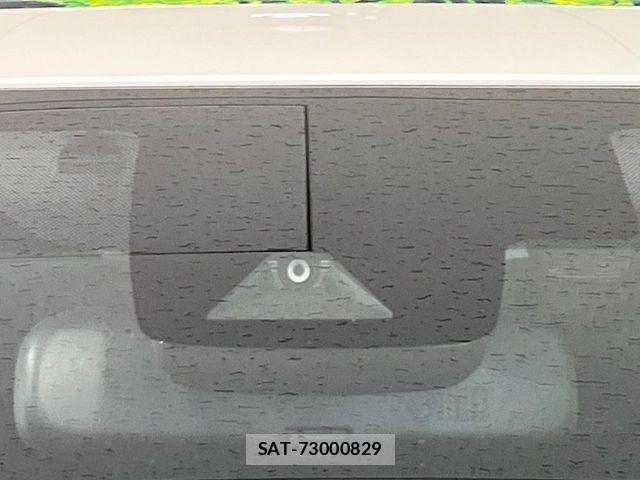 Toyota PRIUS 2019-06 7251935-4