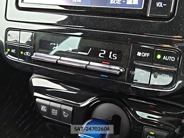 Toyota PRIUS 2019-03 7251945-16