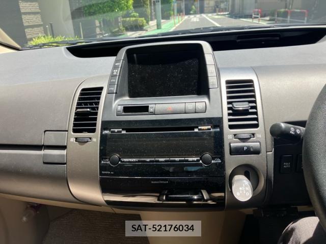 Toyota PRIUS 2004-05 7250134-19