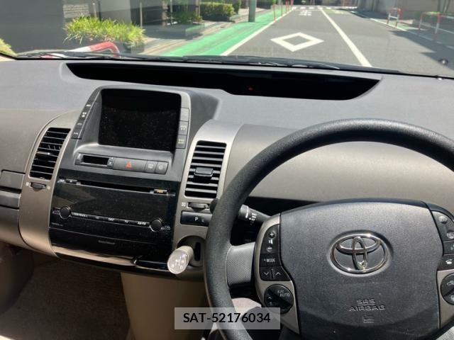 Toyota PRIUS 2004-05 7250134-21