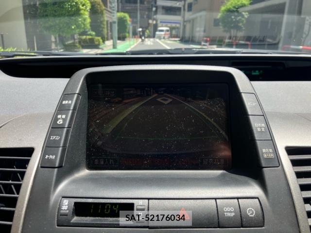 Toyota PRIUS 2004-05 7250134-23