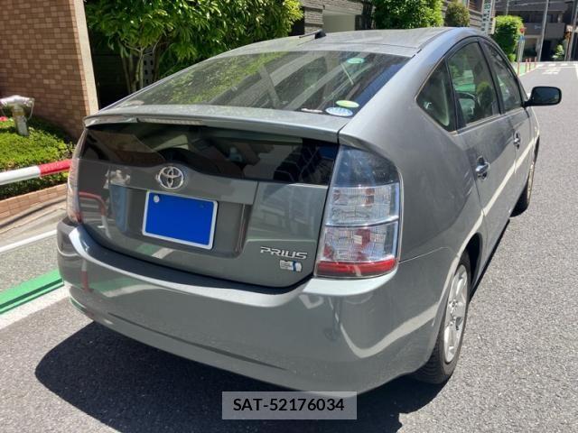 Toyota PRIUS 2004-05 7250134-3