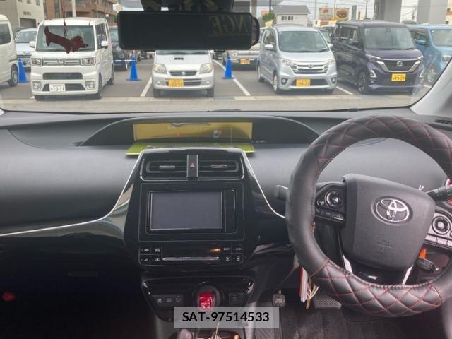 Toyota PRIUS 2020-04 7250379-14