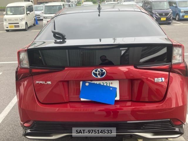 Toyota PRIUS 2020-04 7250379-1