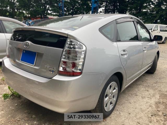 Toyota PRIUS 2006-07 7250590-3