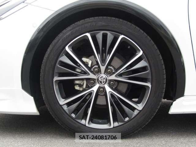 Toyota PRIUS 2023-06 7251934-27
