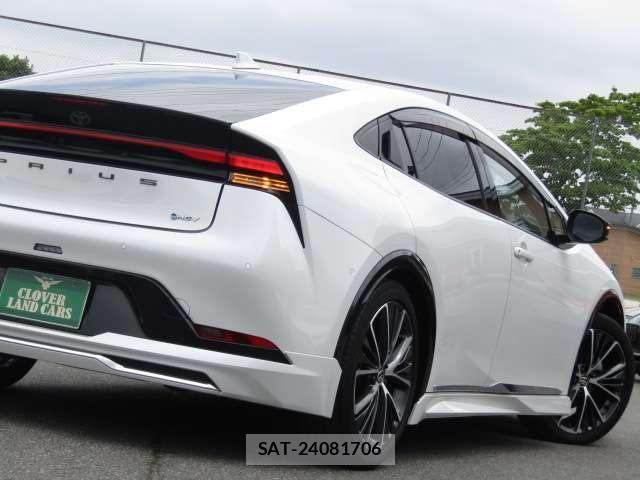 Toyota PRIUS 2023-06 7251934-29