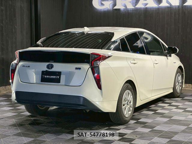 Toyota PRIUS 2016-01 7251954-13