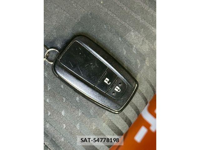 Toyota PRIUS 2016-01 7251954-8