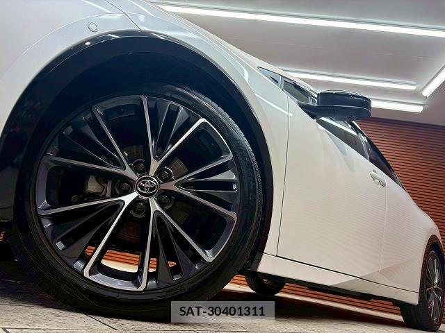Toyota PRIUS 2024-05 7250076-10