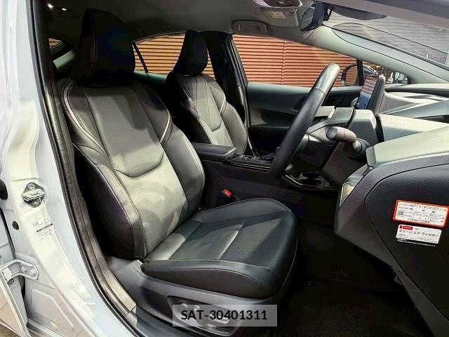 Toyota PRIUS 2024-05 7250076-7