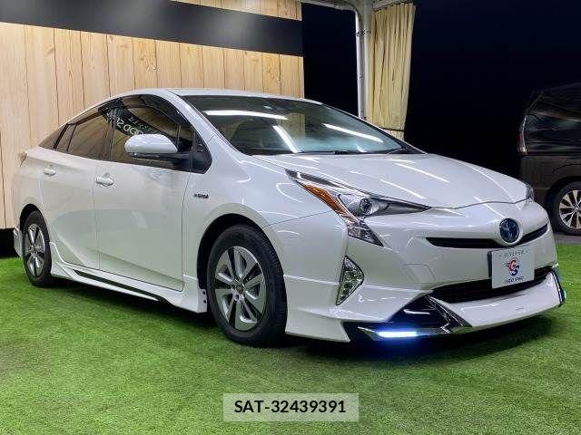 Toyota PRIUS 2016-06 7251937-13