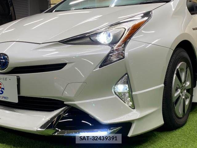 Toyota PRIUS 2016-06 7251937-8