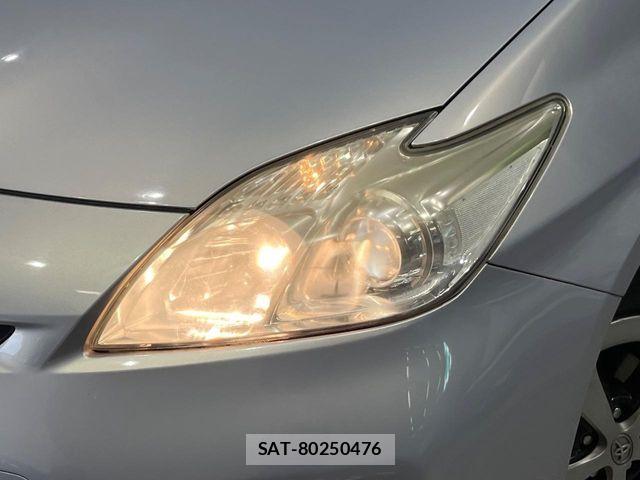 Toyota PRIUS 2012-05 7250711-12