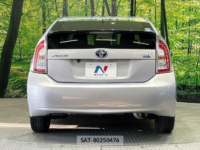 Toyota PRIUS 2012-05 7250711-15