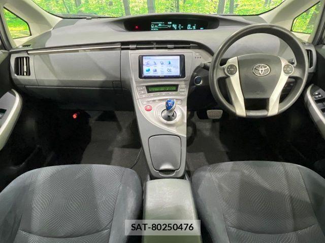 Toyota PRIUS 2012-05 7250711-1
