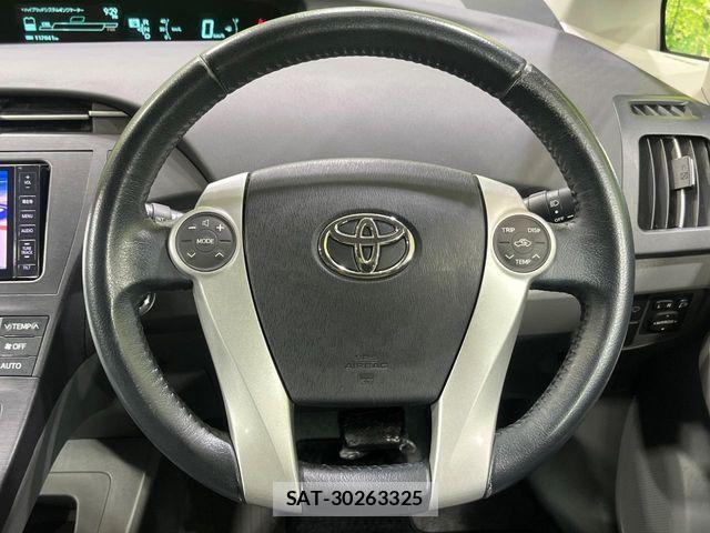 Toyota PRIUS 2011-11 7251957-10
