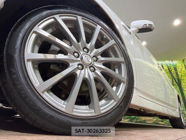 Toyota PRIUS 2011-11 7251957-12