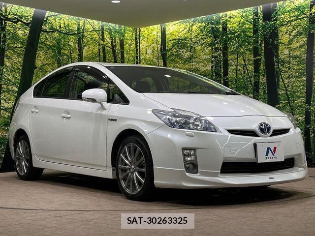 Toyota PRIUS 2011-11 7251957-15