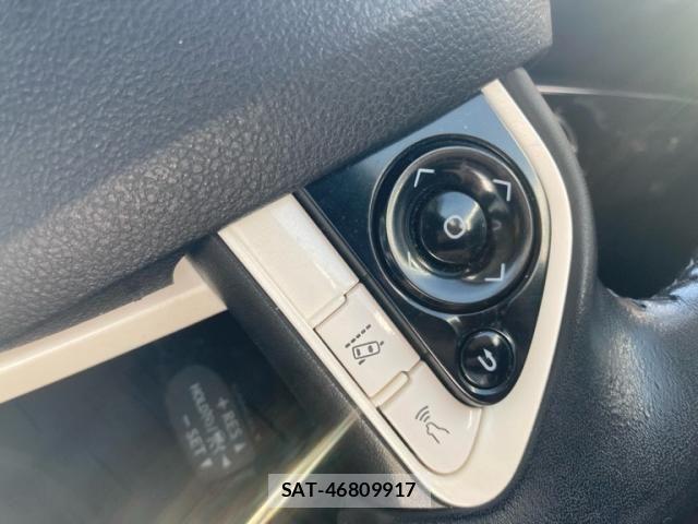 Toyota PRIUS 2018-06 7250649-21