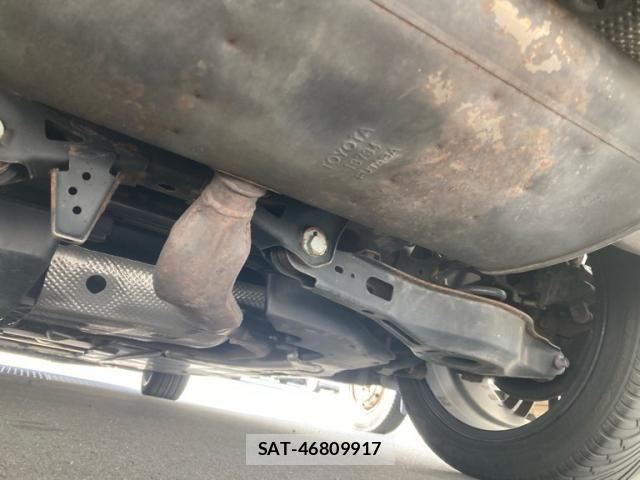 Toyota PRIUS 2018-06 7250649-6